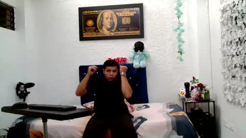 Snapshot of alexander_cr chatting on 08-06-26, 08:55 Alexander online show from 08-06-26, 08:55