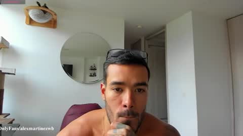 Onlyfansalexmartinezwb  Instagram alexwbmartinez  Twitter martinezcb937 online show from 07-15-26, 10:48