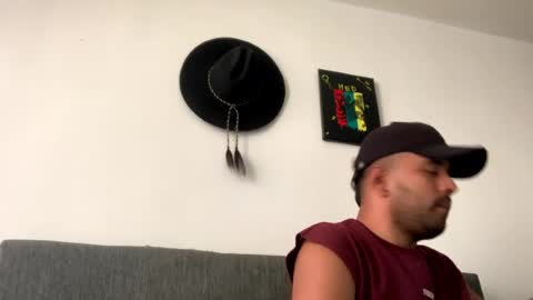 alexandercolombia1 online show from 07-10-26, 06:21