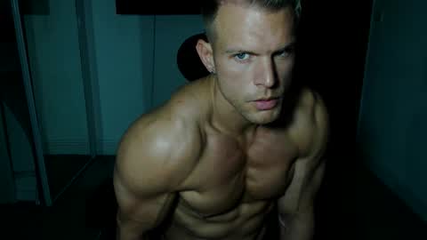 Snapshot of alexandersteelmuscle chatting on 10-25-25, 06:46 Alexander Steel online show from 10-25-25, 06:46