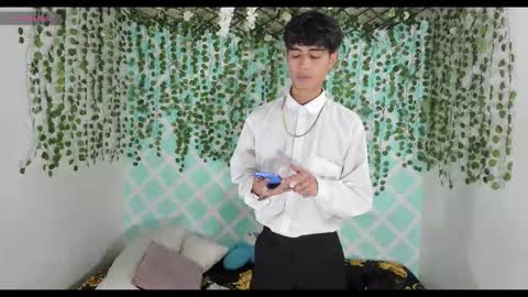 chicos hot online show from 01-14-26, 02:06