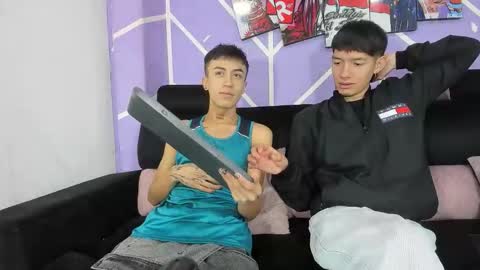 chicos hot online show from 03-26-26, 01:38