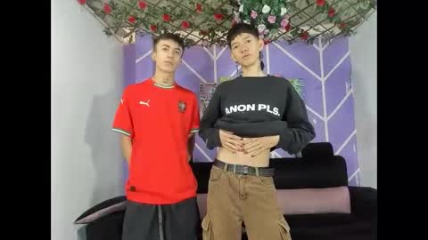 chicos hot online show from 03-30-26, 02:18