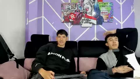 chicos hot online show from 04-13-26, 01:38