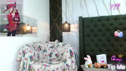 Snapshot of alexandra_castle chatting on 07-13-26, 05:32 MAMASITA online show from 07-13-26, 05:32