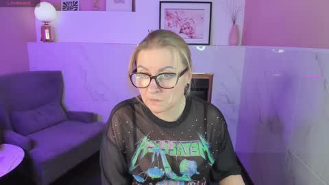 Alexandra online show from 02-23-25, 06:01