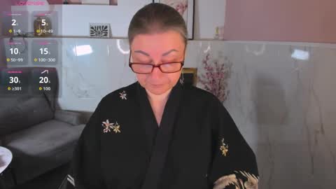 Alexandra online show from 04-12-26, 08:36