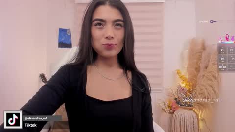 Snapshot of alexandra_ra1 chatting on 12-01-25, 11:21 Alexandra Rodriguez online show from 12-01-25, 11:21