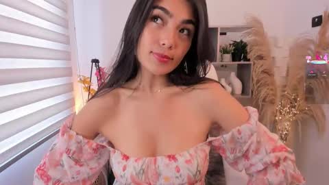 Alexandra Rodriguez online show from 02-11-26, 08:03