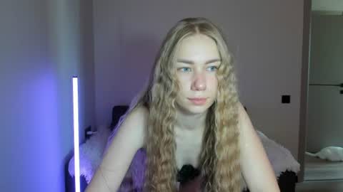Alex online show from 08-09-26, 04:17