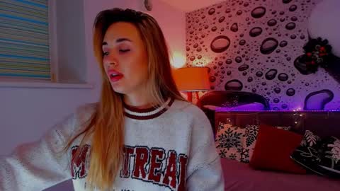 AlexaWilds online show from 12-21-25, 06:20