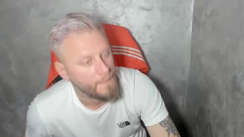 Snapshot of alexboy2022 chatting on 02-01-26, 09:35 onlyfans..alexyno2022 online show from 02-01-26, 09:35