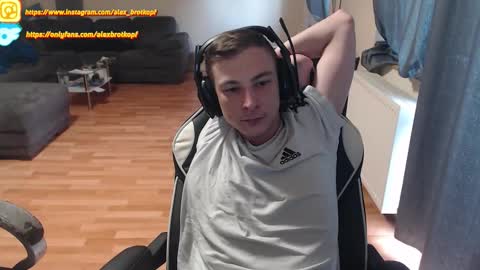 Alex online show from 10-22-25, 02:17