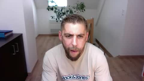 Snapshot of alexcana10 chatting on 06-13-26, 10:46 alexcana10 online show from 06-13-26, 10:46