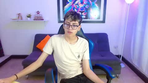 alex online show from 04-22-26, 01:56