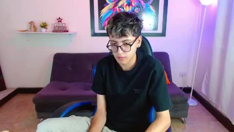 alex online show from 05-26-26, 02:24