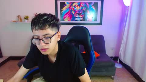 alex online show from 06-09-26, 01:56