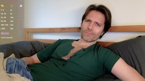 Alex online show from 10-25-25, 03:40