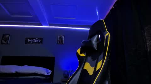 alexgiraldo__ online show from 11-16-25, 01:06