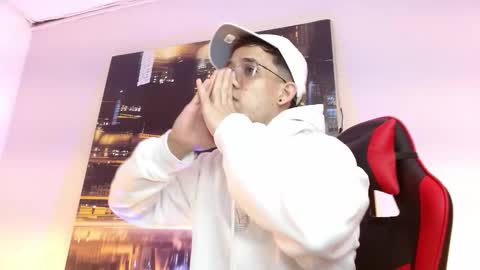 alexgiraldo__ online show from 03-18-26, 04:26