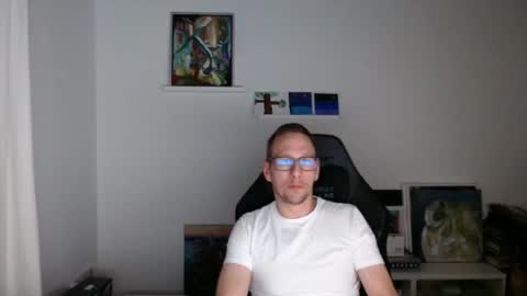 Snapshot of alexhunter4u chatting on 01-06-25, 10:47 alexhunter4u online show from 01-06-25, 10:47