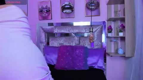 Snapshot of alexia_frox chatting on 07-08-26, 11:26 alexia frox online show from 07-08-26, 11:26