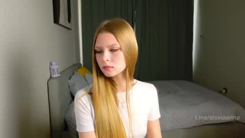 Alexia online show from 05-13-26, 09:28