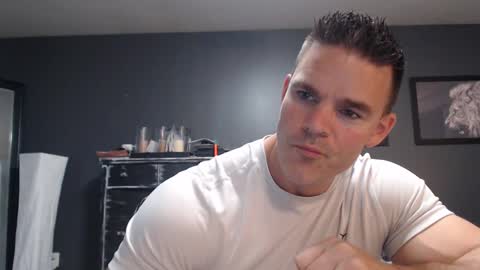 Snapshot of alexiarain chatting on 09-14-25, 02:11 Alex online show from 09-14-25, 02:11