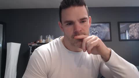 Snapshot of alexiarain chatting on 02-12-26, 03:29 Alex online show from 02-12-26, 03:29