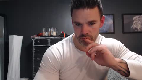 Snapshot of alexiarain chatting on 02-21-26, 02:45 Alex online show from 02-21-26, 02:45