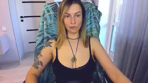 Snapshot of alexiayellow chatting on 05-22-26, 08:53 Alexia online show from 05-22-26, 08:53