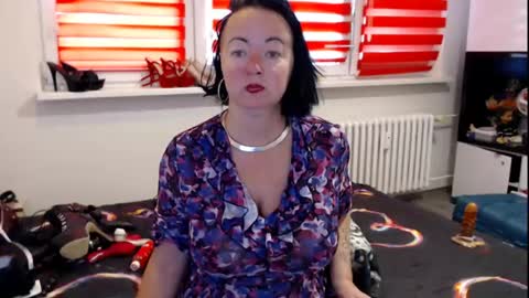 Snapshot of alexie33 chatting on 07-28-26, 09:26 alexie33 online show from 07-28-26, 09:26