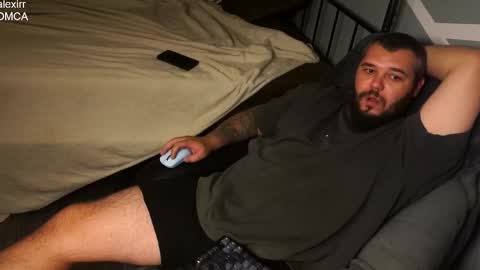 Alex online show from 11-22-25, 09:36