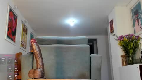 Alexis London online show from 11-20-25, 02:34