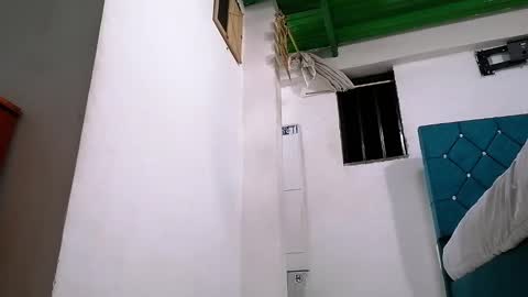 Alexis online show from 03-08-25, 03:39