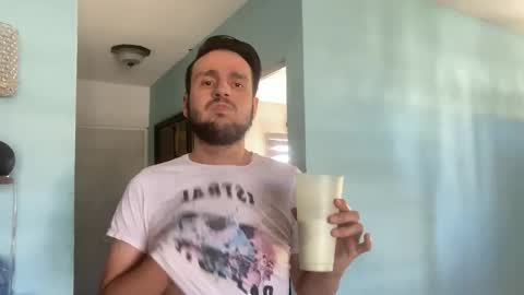 Snapshot of alexitho35 chatting on 10-26-25, 07:09 alexitho35 online show from 10-26-25, 07:09