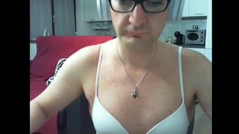 Snapshot of alexja_ganja chatting on 02-19-26, 06:15 Alexia online show from 02-19-26, 06:15