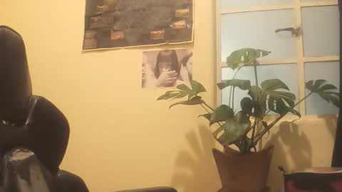 Alexxx online show from 05-18-26, 04:07