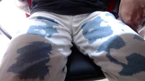 Alex online show from 12-28-24, 04:20