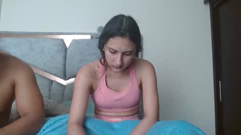 alex y luisa online show from 12-19-25, 02:46