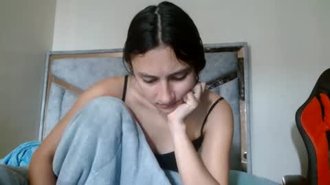 alex y luisa online show from 06-26-26, 03:38