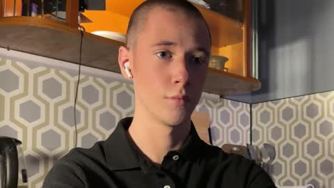 Snapshot of alexwos chatting on 12-15-24, 09:20 Alex online show from 12-15-24, 09:20