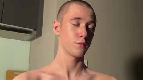 Snapshot of alexwos chatting on 01-12-25, 05:22 Alex online show from 01-12-25, 05:22