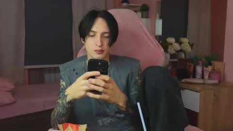 Alex online show from 11-20-25, 12:16