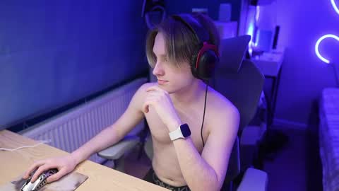 Alexycutie online show from 04-18-26, 04:11