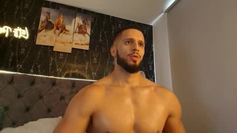 Snapshot of alfaygama chatting on 09-28-25, 06:35 NaughtyDuox online show from 09-28-25, 06:35