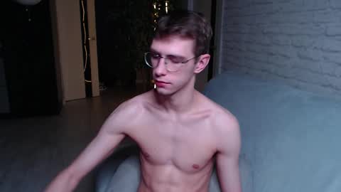 Snapshot of alfie_evanss chatting on 09-27-25, 03:33 Alfie online show from 09-27-25, 03:33