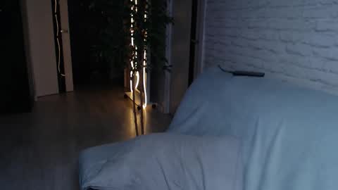 Snapshot of alfie_evanss chatting on 10-15-25, 05:07 Alfie online show from 10-15-25, 05:07