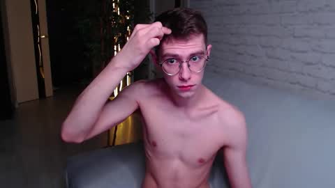 Snapshot of alfie_evanss chatting on 10-21-25, 06:36 Alfie online show from 10-21-25, 06:36