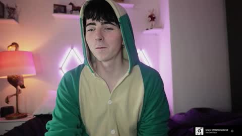 Alfie Green online show from 11-26-25, 11:17